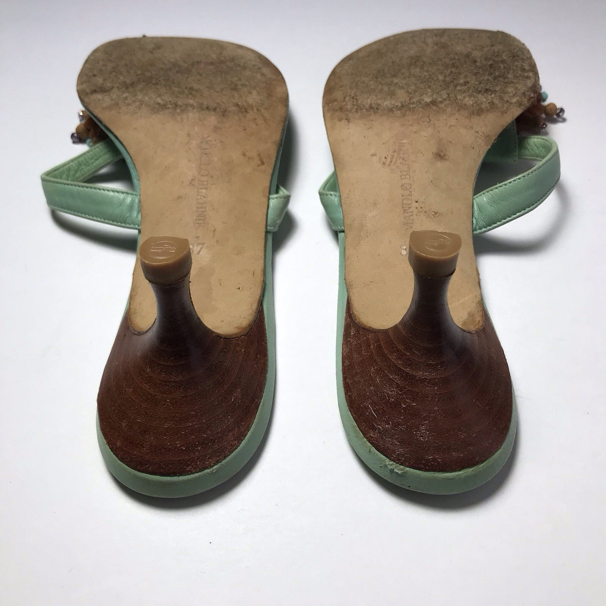 Manolo Blahnik Turquoise Beaded Wood Flower Kitten Heel Thong Sandals