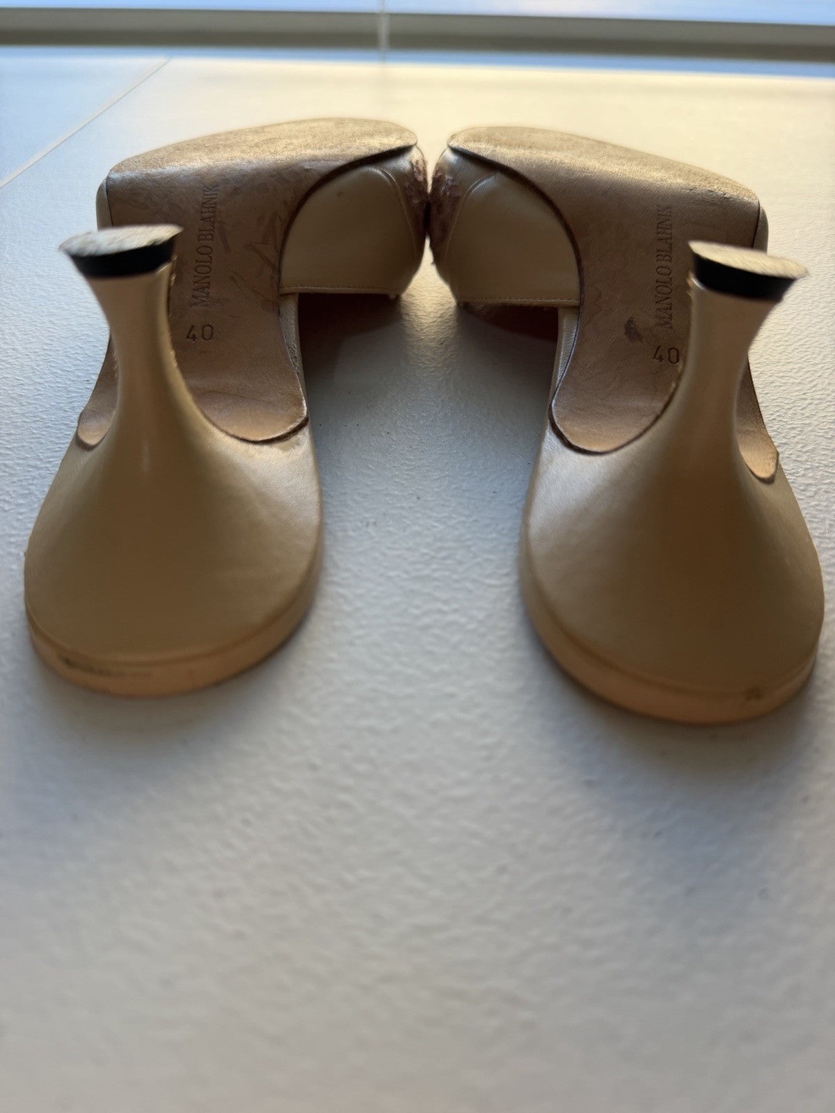 Vintage Manolo Blahnik Beige Pink Houndstooth Pointed Y2K Bow Mule Kitten