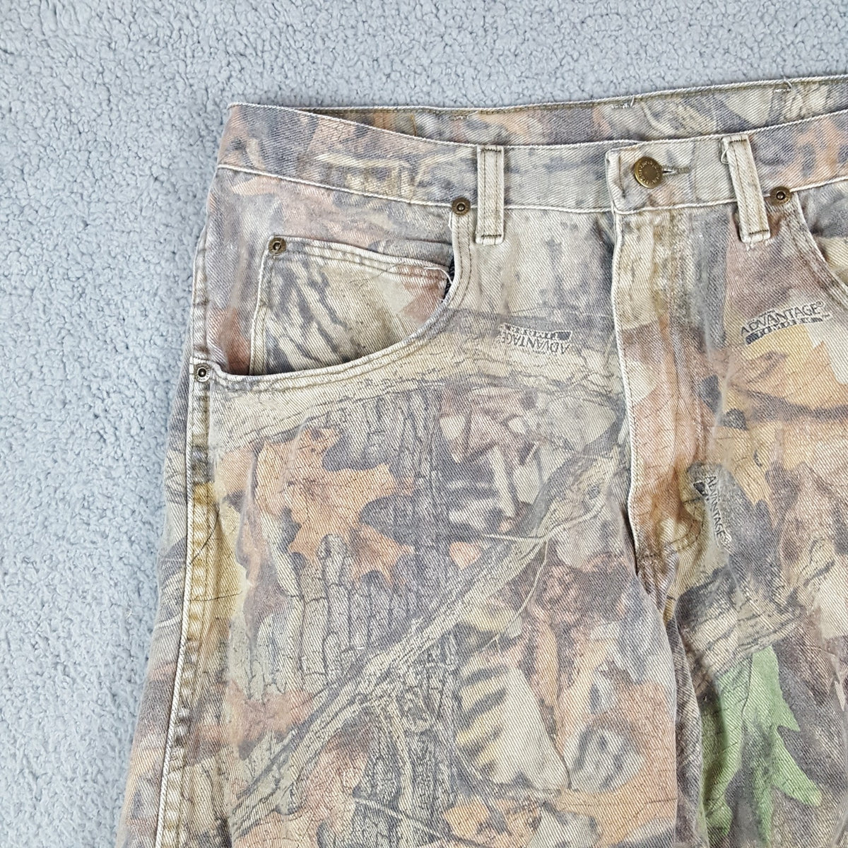 Wrangler Y2K Camo Double Knee Work Pants Size 34x31