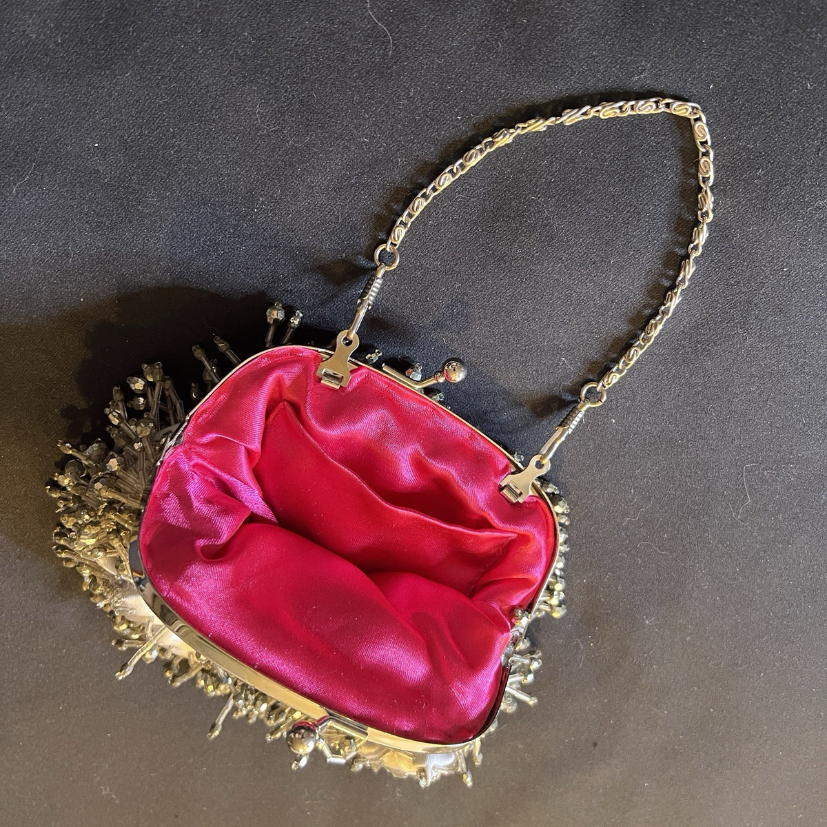 Vintage Silver Beaded Shoulder Bag Chain Strap Kiss Lock Evening Purse Clutch