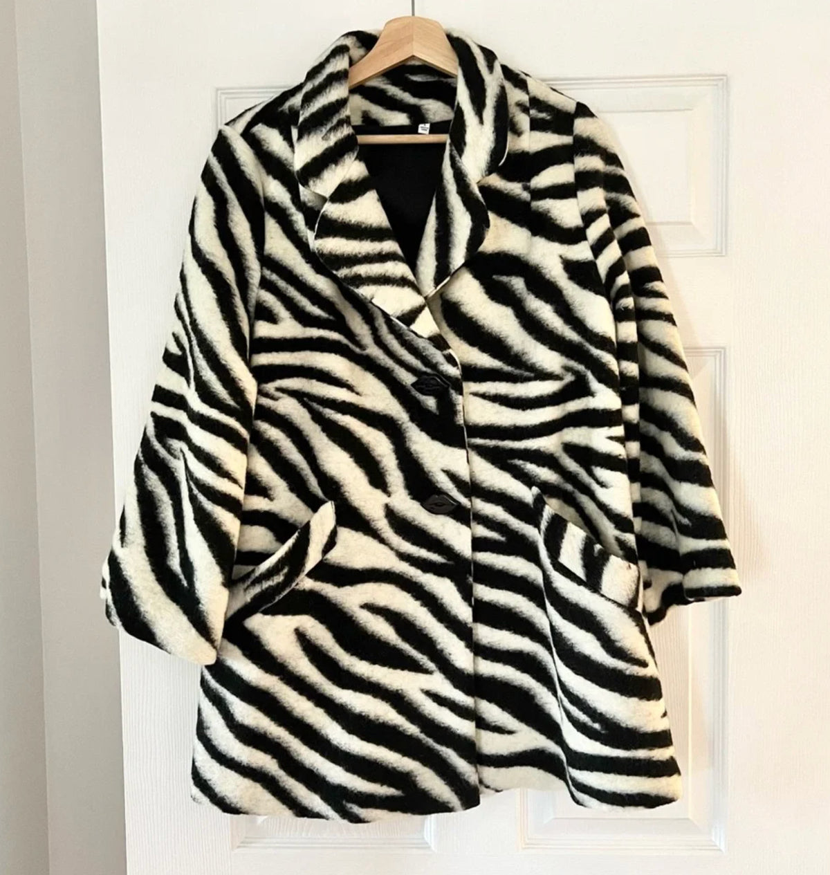 Zebra Pattern Wool Coat in Size S