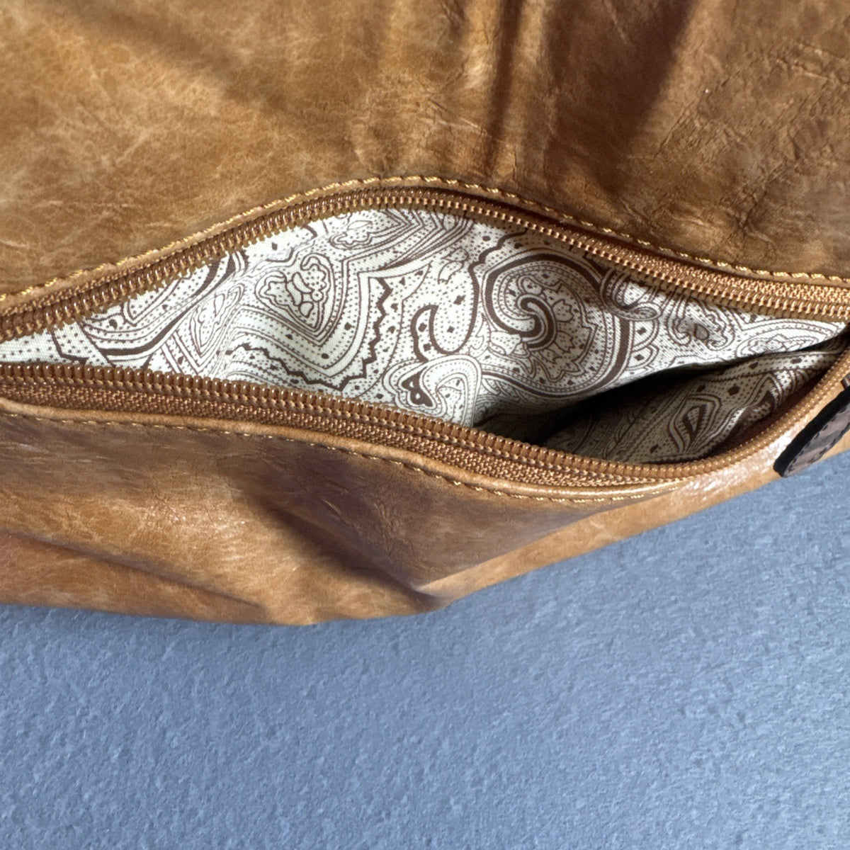 Blazin Roxx Winged Heart Peace Studded Southwestern Faux Leather Bag