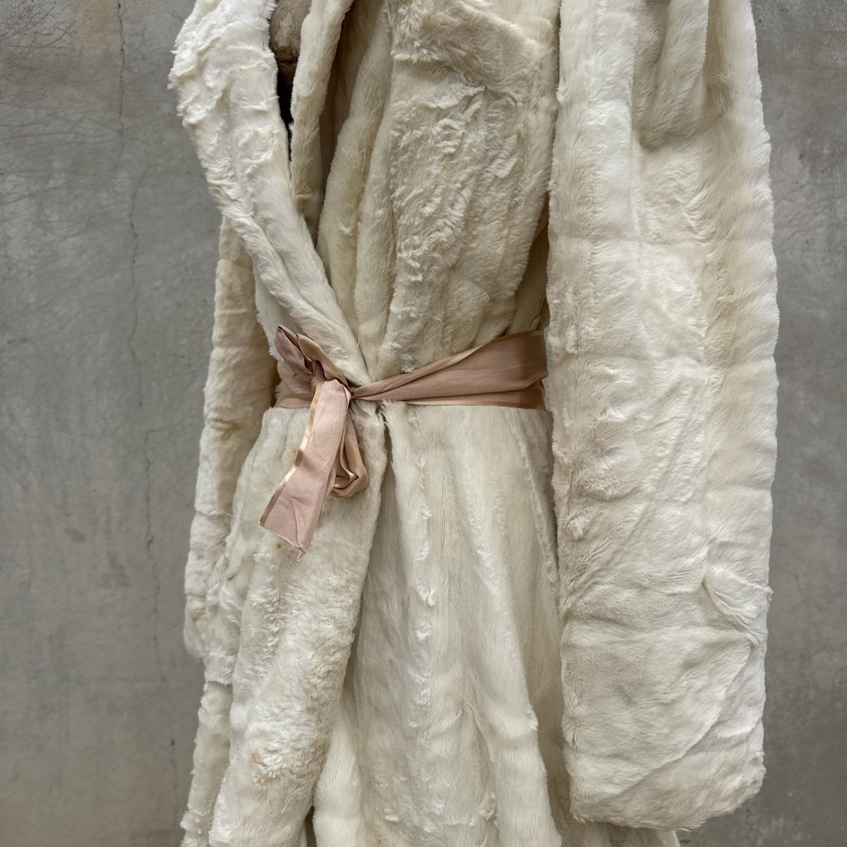 Vintage 1930s White Plush Teddy Bear Dressing Gown Ermie Art Deco Dress Coat