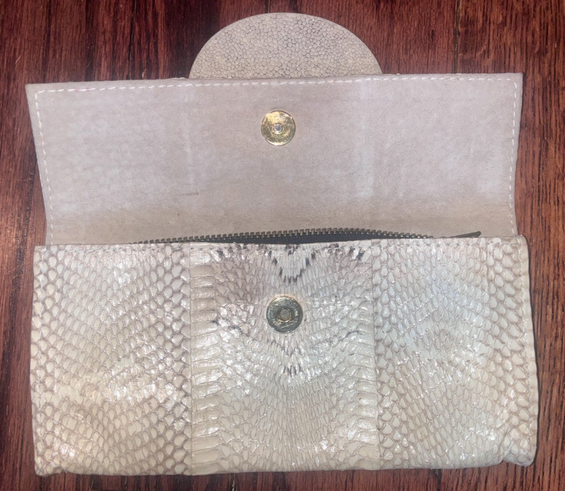 R&Y AUGOUSTI Python Snake Skin Leather Snap Wallet Clutch Ivory Brown Vintage