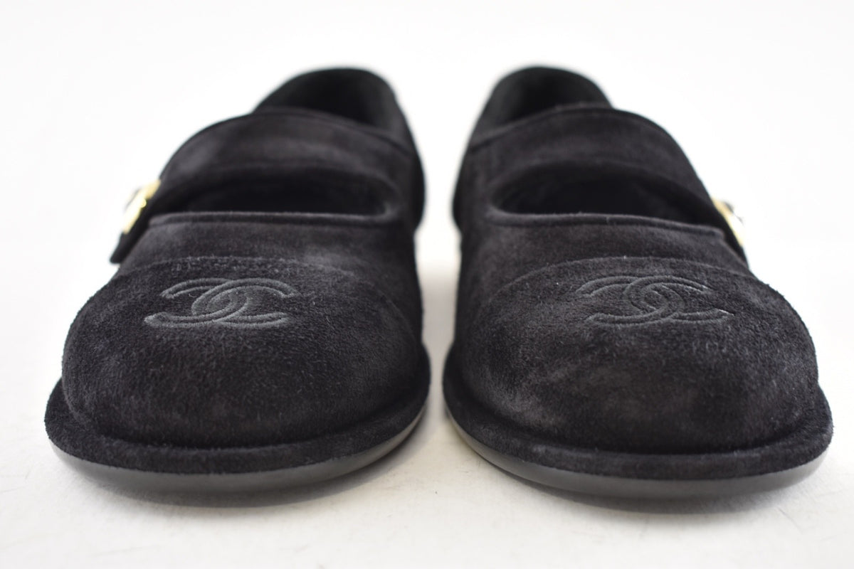 Chanel 25B Black Suede Shearling Fur Mary Jane Moccasin Ballet Loafer Flat 38