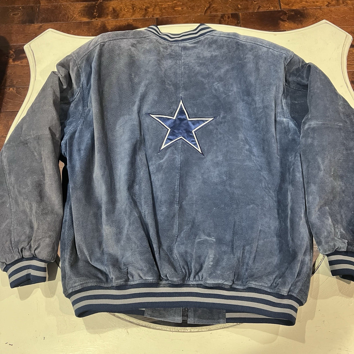 Vintage Dallas Cowboys Pro Player Large Suede Leather Jacket