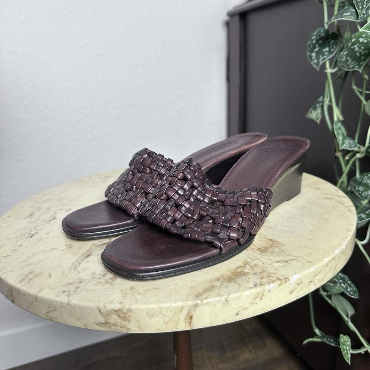 Vintage Woven Leather Brown Wedge Kitten Heels Size 8