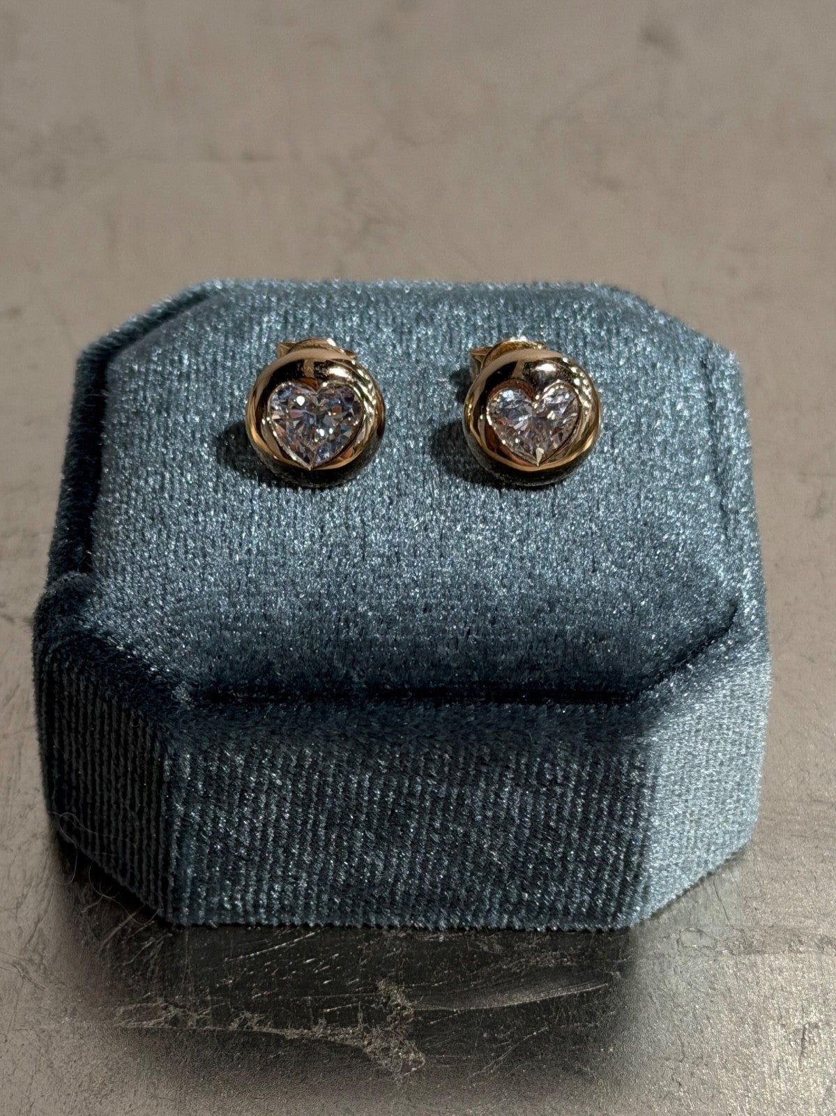 Vintage 1.5ct heart lab diamond 14k stud earrings