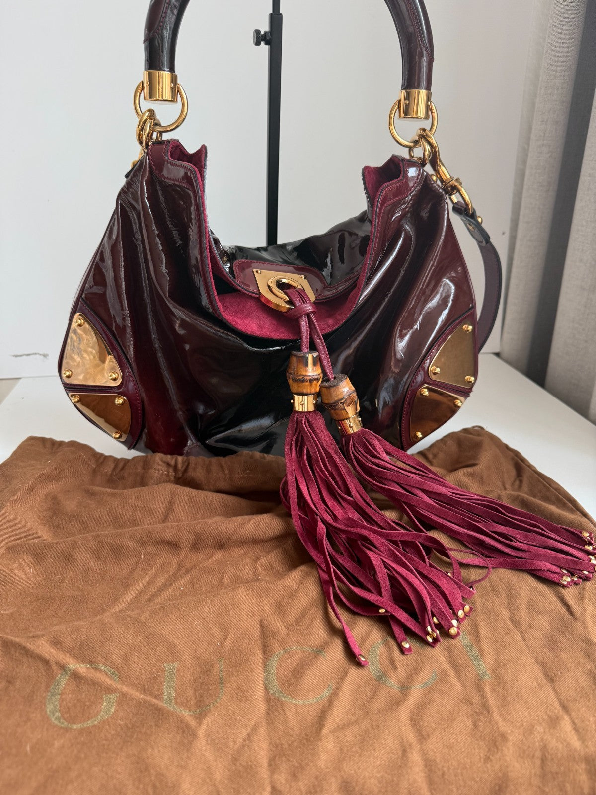 Gucci Indy Dark Red Patent Leather Hobo Bag