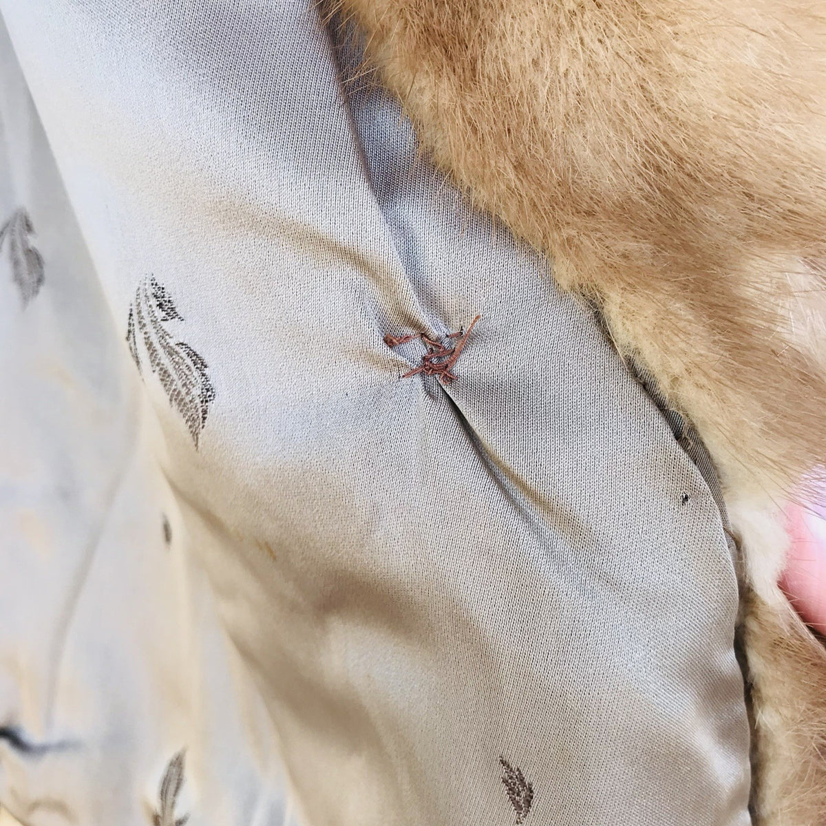 Lendzion Furs Vintage Mink Fur Coat in Blonde Beige