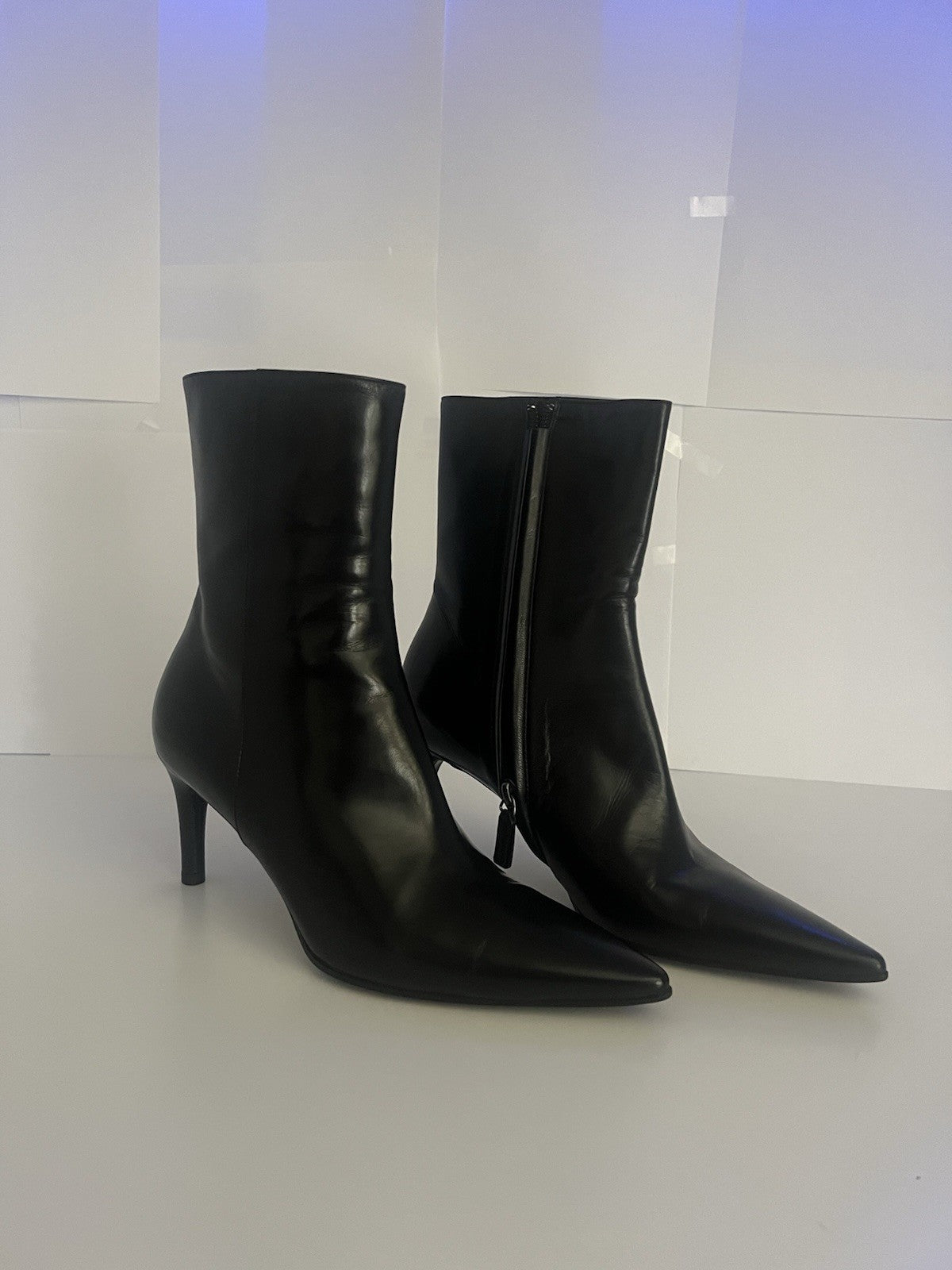 Gucci Tom Ford Era Black Leather Pointed Toe Stivaletto Boots