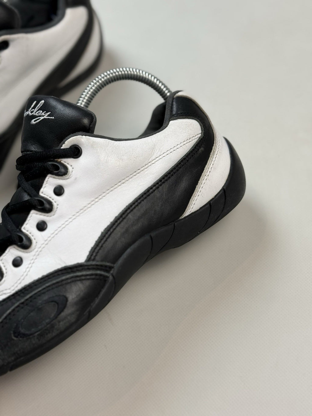 Oakley Leather Low Top Racing Sneakers