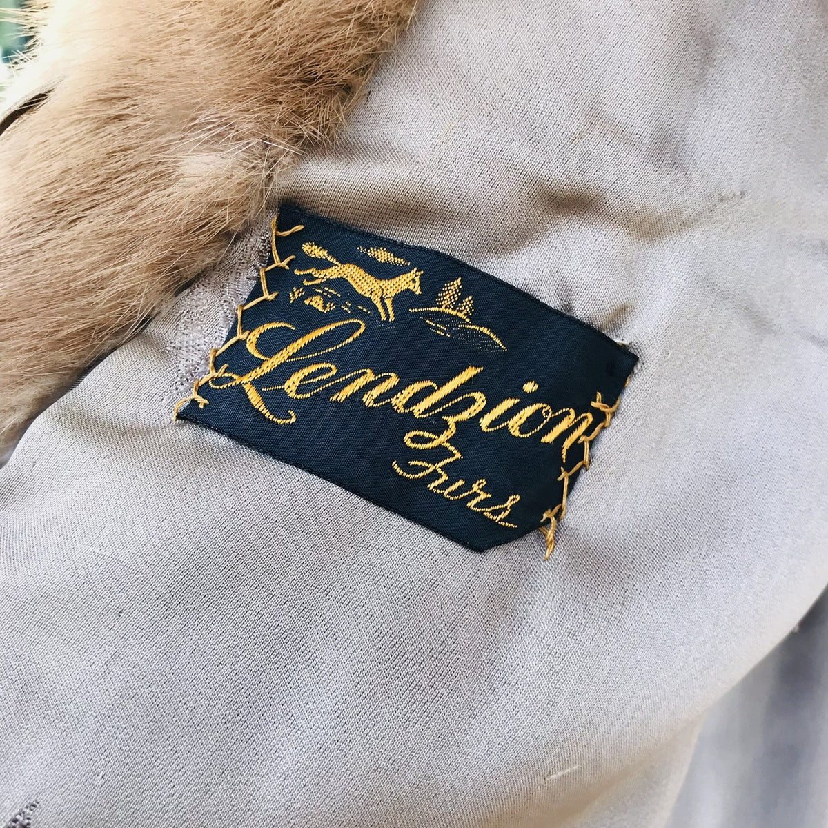 Lendzion Furs Vintage Mink Fur Coat in Blonde Beige