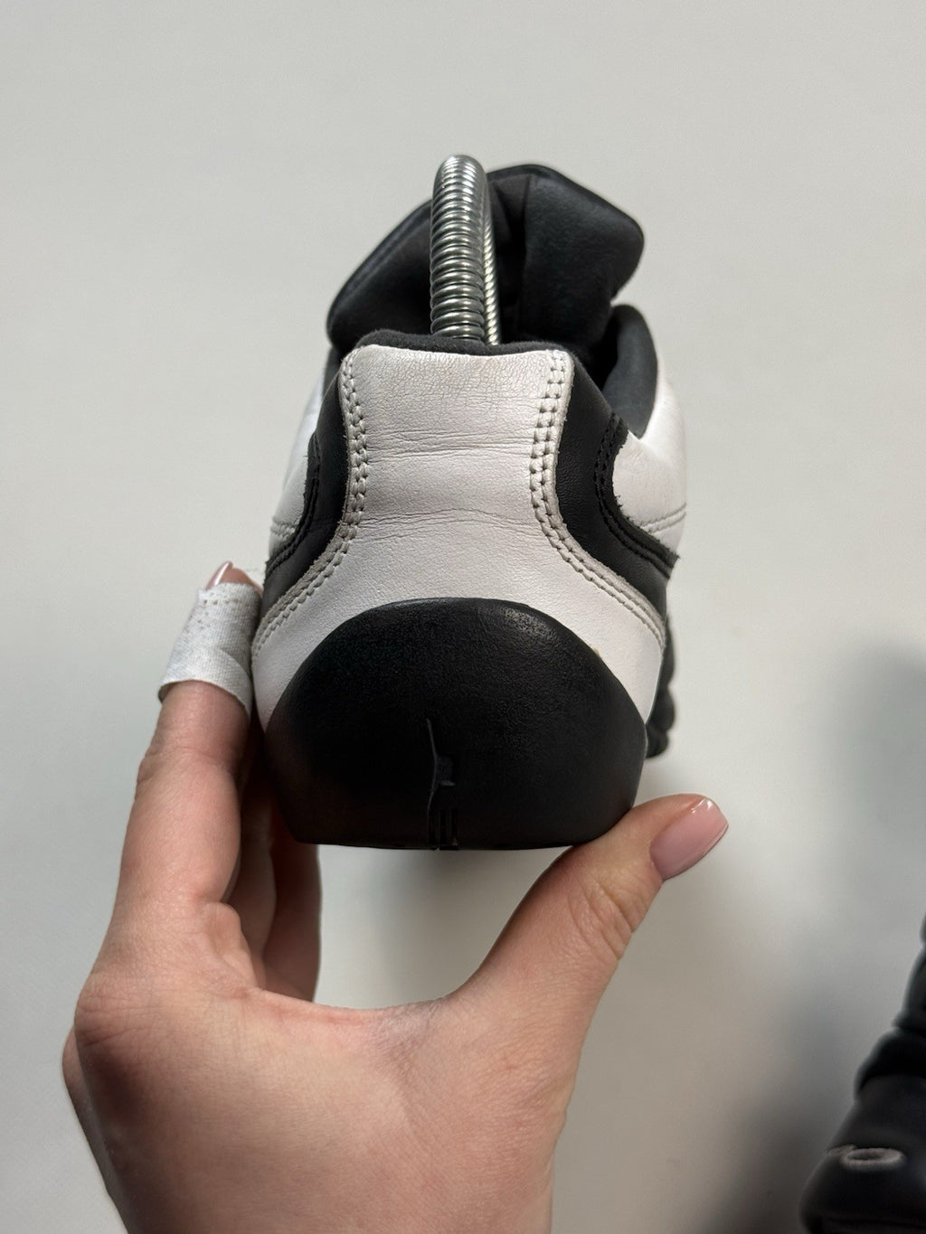 Oakley Leather Low Top Racing Sneakers