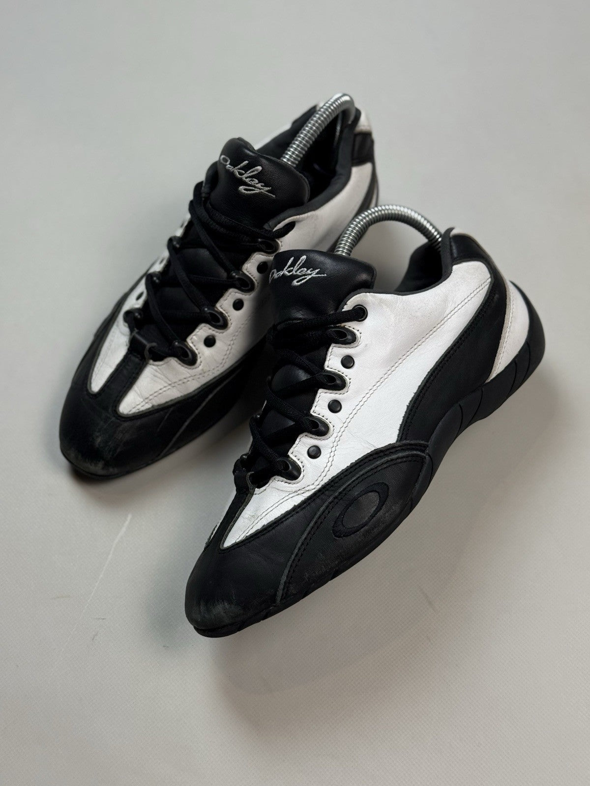 Oakley Leather Low Top Racing Sneakers