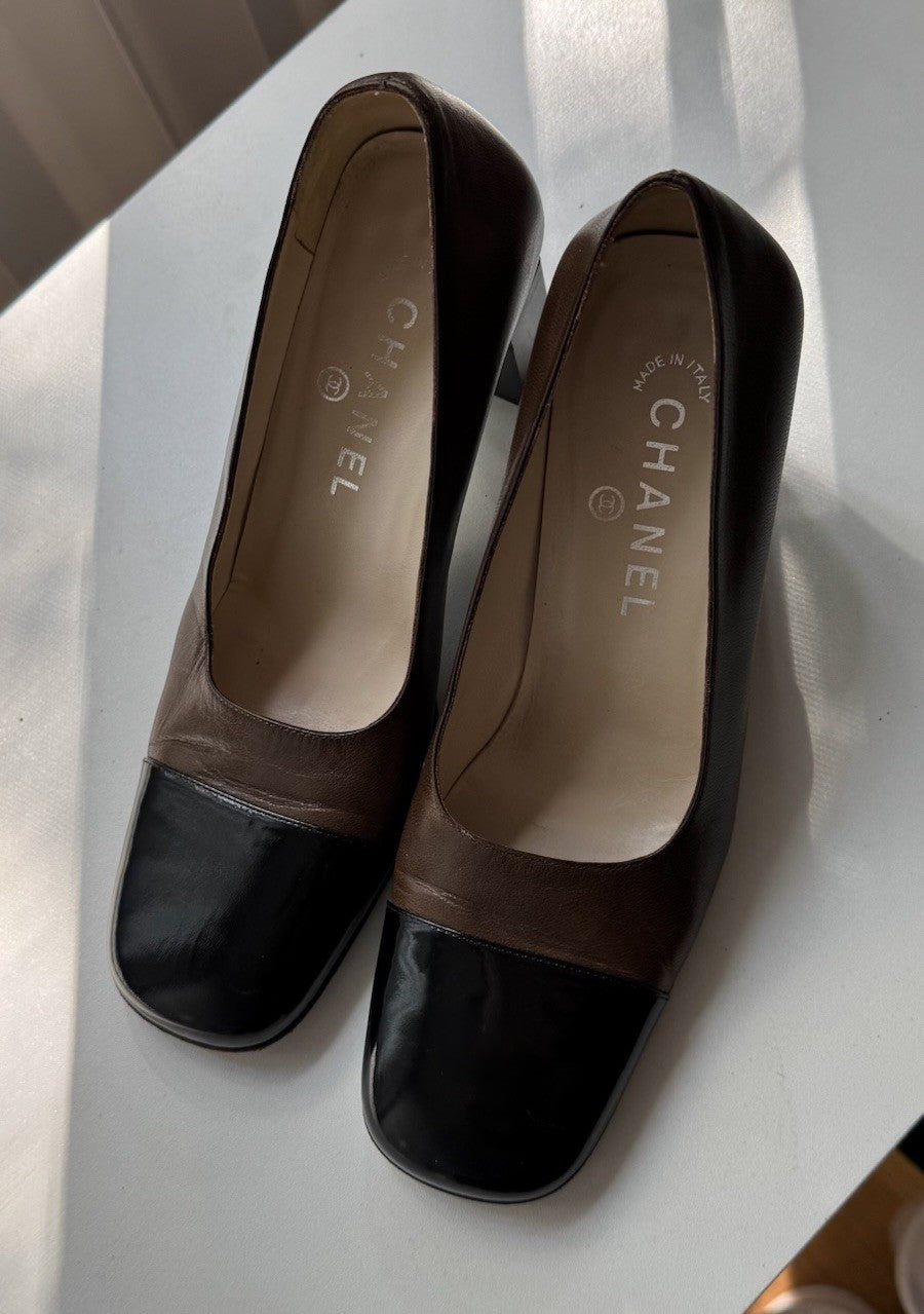 Chanel Two-Tone Metallic Silver and Brown Leather Cap Toe Pumps
