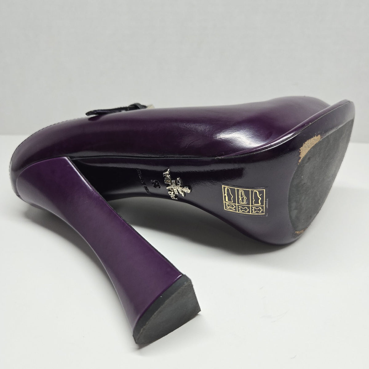 Prada Purple Black Patent Leather Strap Maryjane Heels Size EU 35 US 5