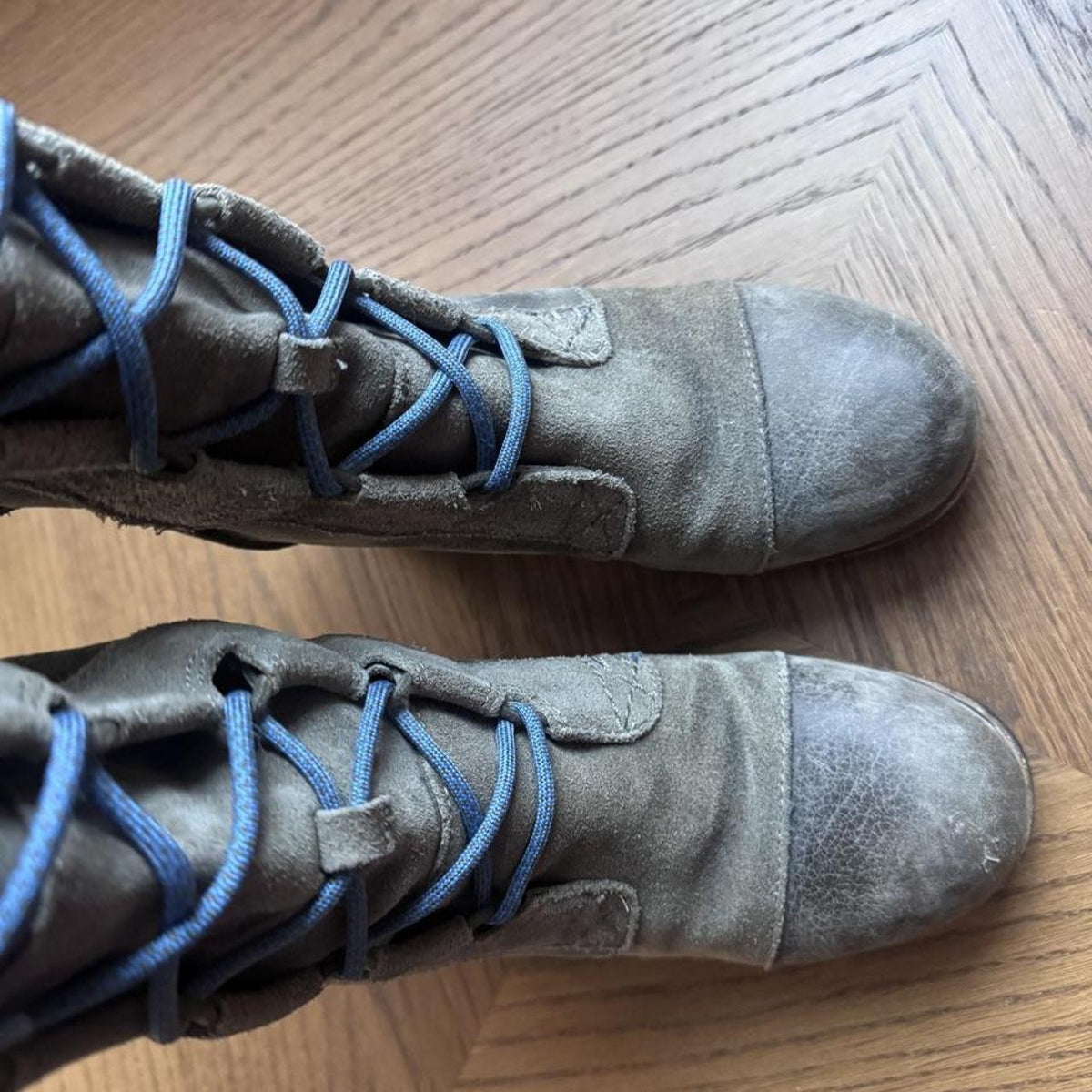 Sorel Women's Knee High Lace Up Boots Size 7