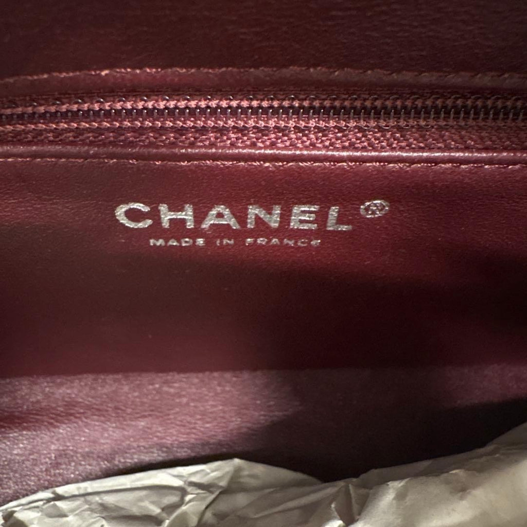 Chanel Black Lambskin Shoulder Bag Chain Strap Used