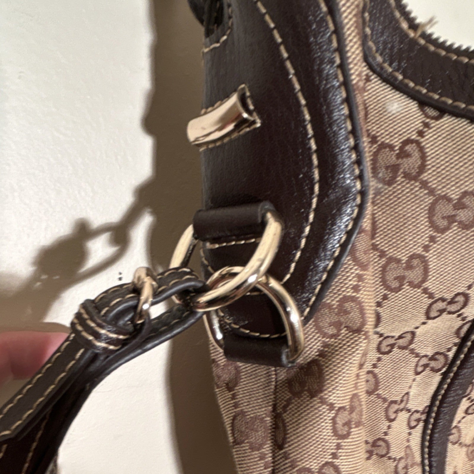 Gucci Brown Beige GG Logo Shoulder Bag Tassel Bamboo Silver Hardware Zip