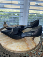 Vintage Prada Blk Leather Kitten Heel Pump W/ Pointed Toe & Silver Buckle Sz 36