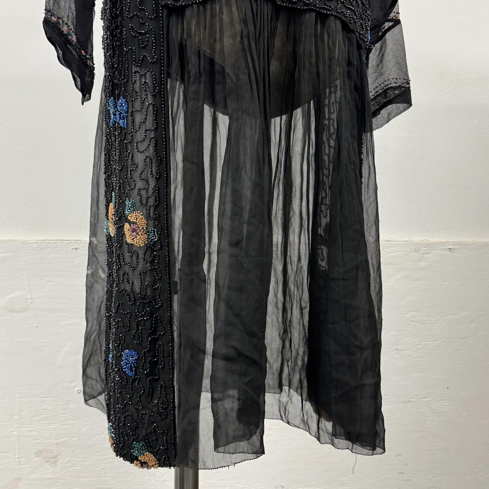Pristine Vintage Antique 20s Beaded Black Silk Flapper Dress