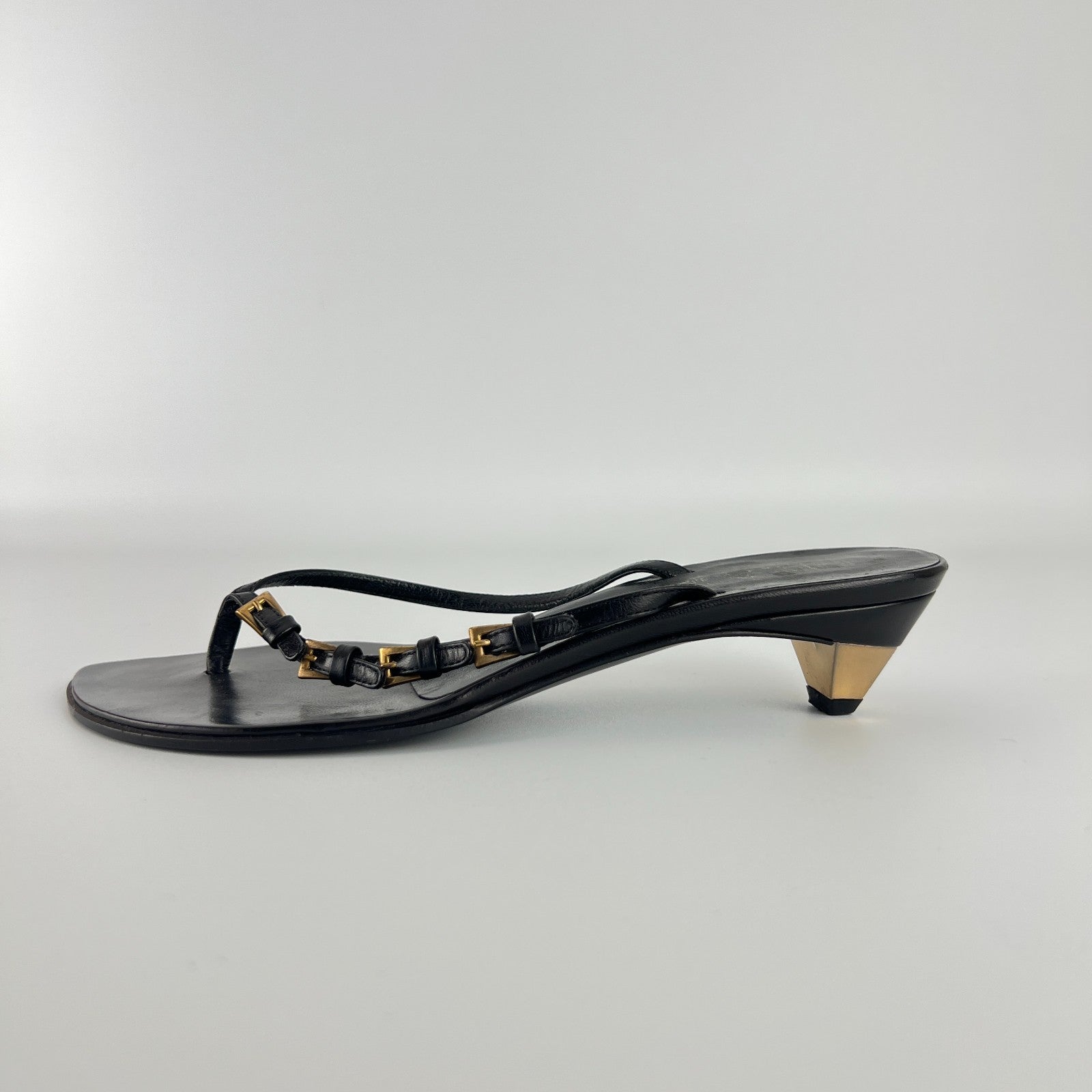 Prada | Auth Vintage Black Leather Gold Buckle Thong Kitten Heels (34.5)