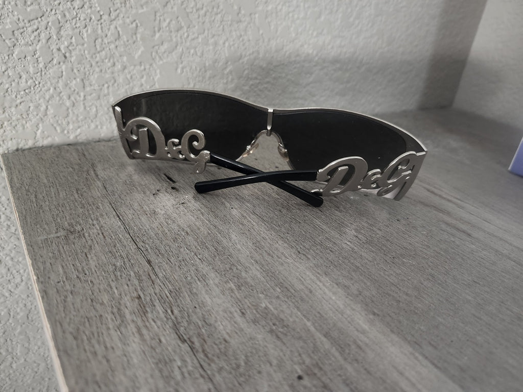 DOLCE & GABBANA SILVER & BLACK MIRRORED LENS Y2K VINTAGE RARE SUNGLASSES UNISEX