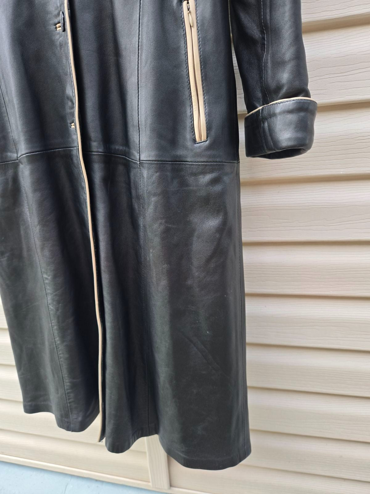 Vintage Y2K Black Leather Coat with Fox Fur Collar and Cuffs