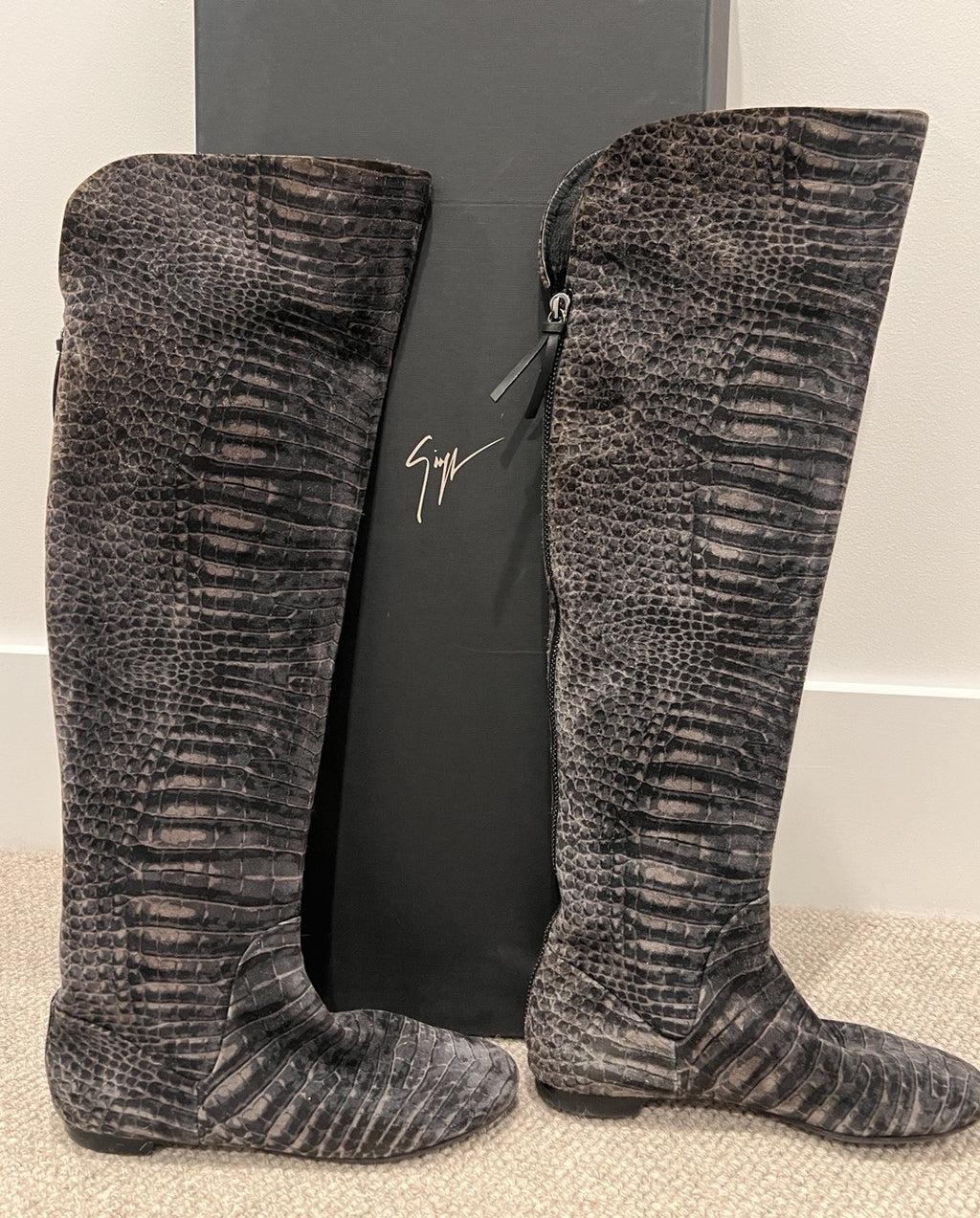 GIUSEPPE ZANOTTI Suede Croc Print Ballet Flat Pull On Boot Boots 38.5 / 8.5 Zip