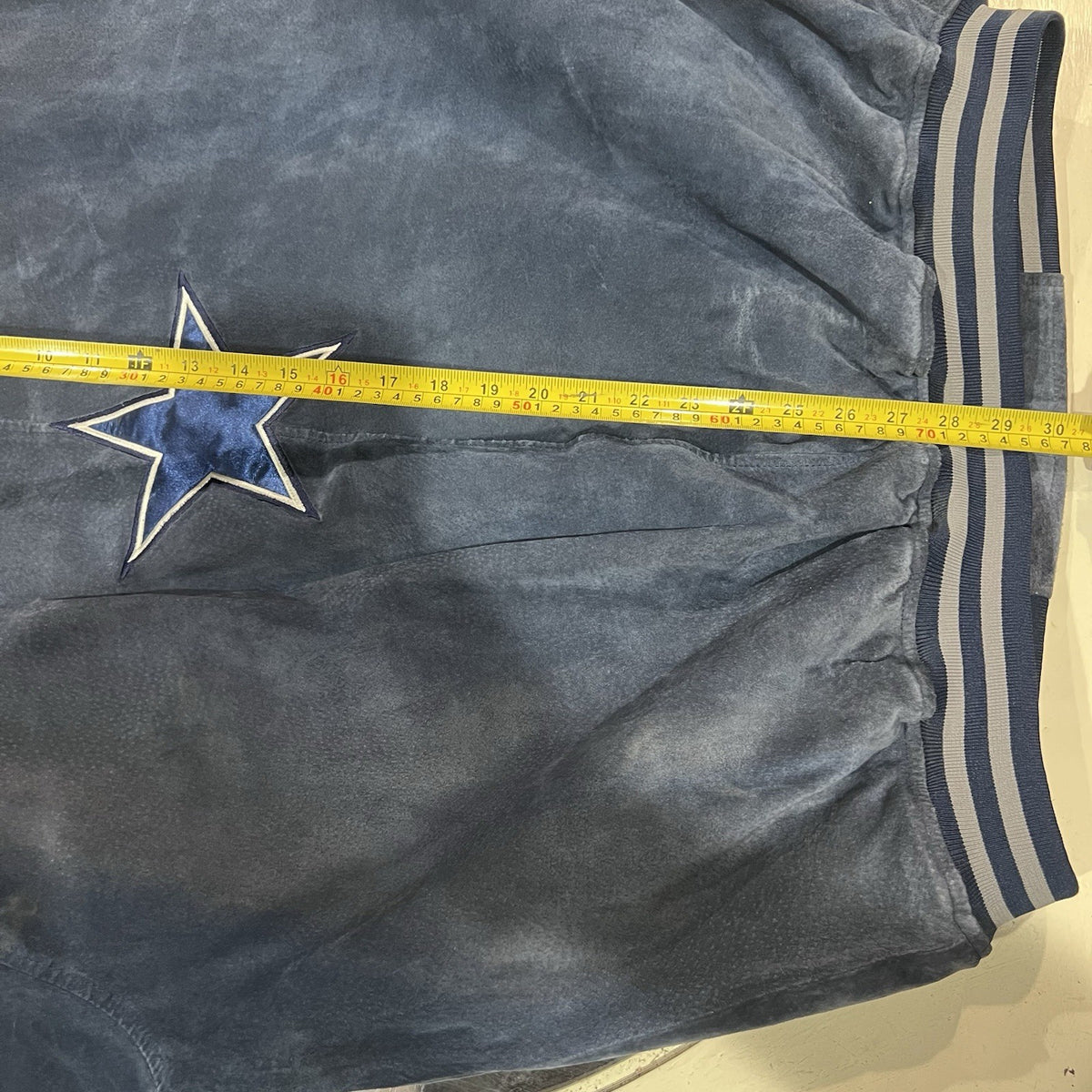 Vintage Dallas Cowboys Pro Player Large Suede Leather Jacket