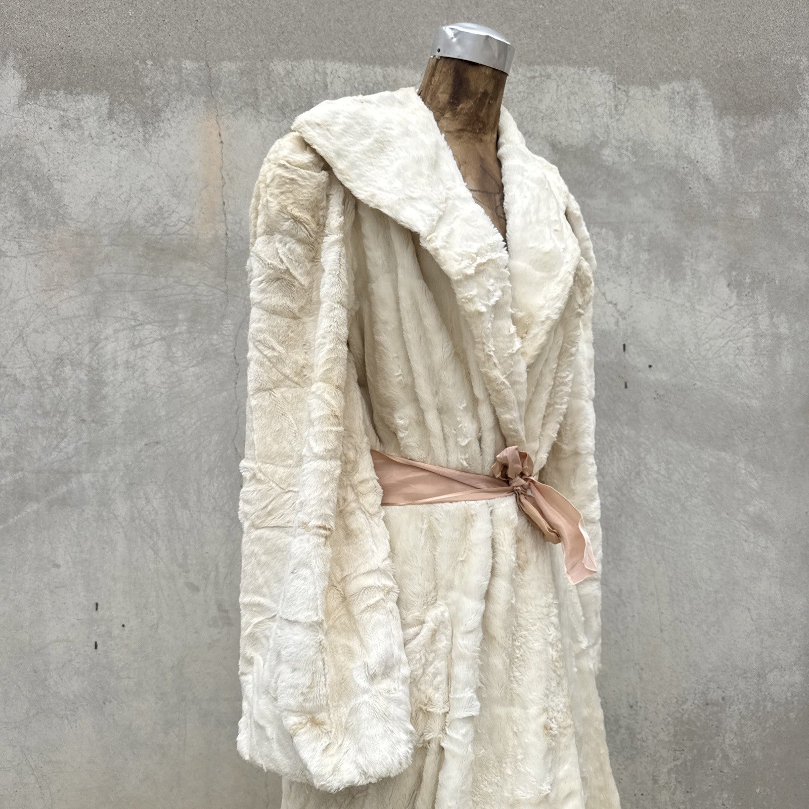 Vintage 1930s White Plush Teddy Bear Dressing Gown Ermie Art Deco Dress Coat
