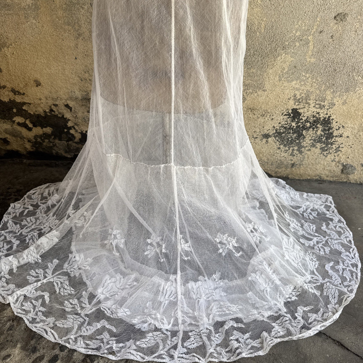 Antique Edwardian White Net Lace Dress Floral Lace Maxi Ruffle Bridal Vintage
