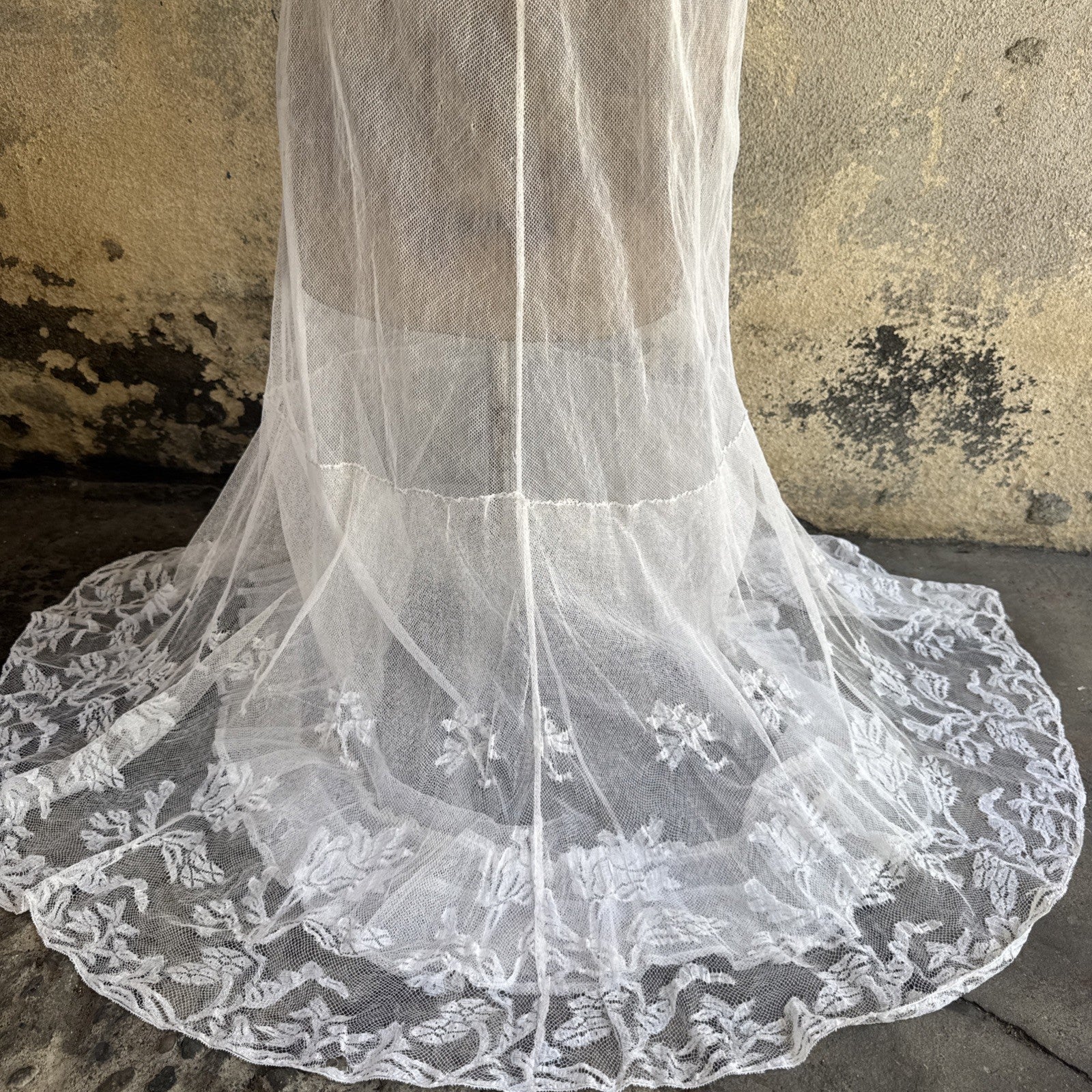 Antique Edwardian White Net Lace Dress Floral Lace Maxi Ruffle Bridal Vintage