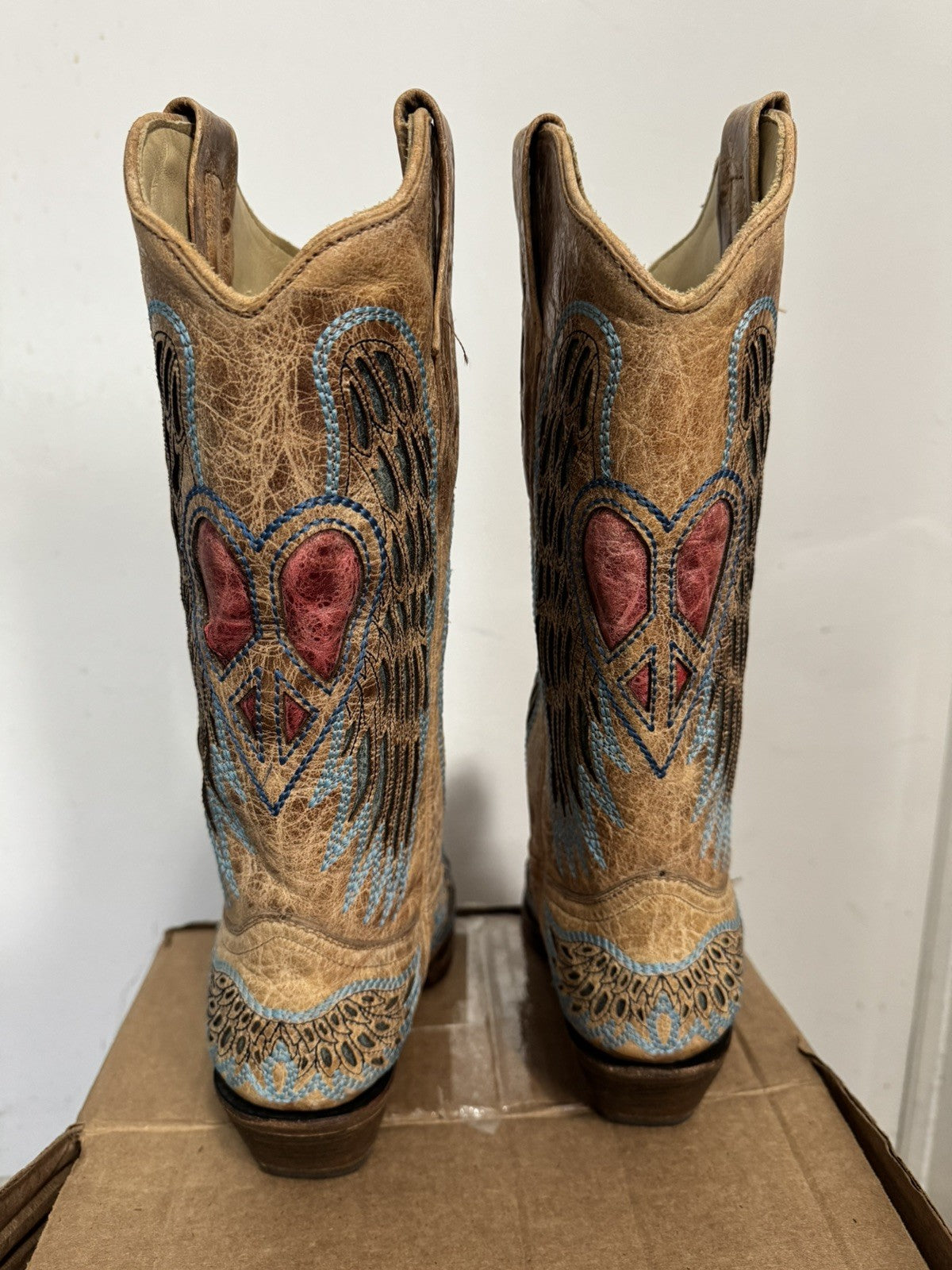 Corral Vintage Peace Heart Angel Wings Leather Western Boots Women's 5.5