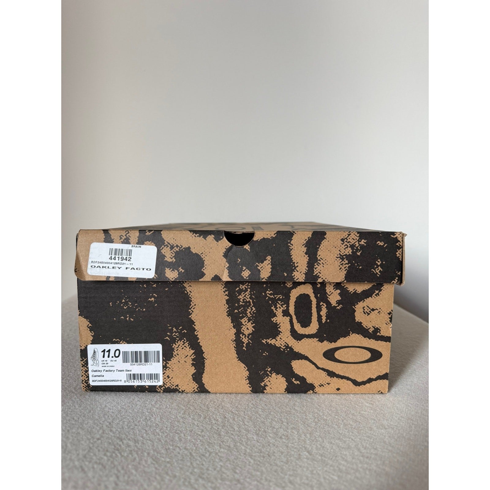 Oakley Factory Team Ibex Sneakers - Size 11 - Camelia - NEW