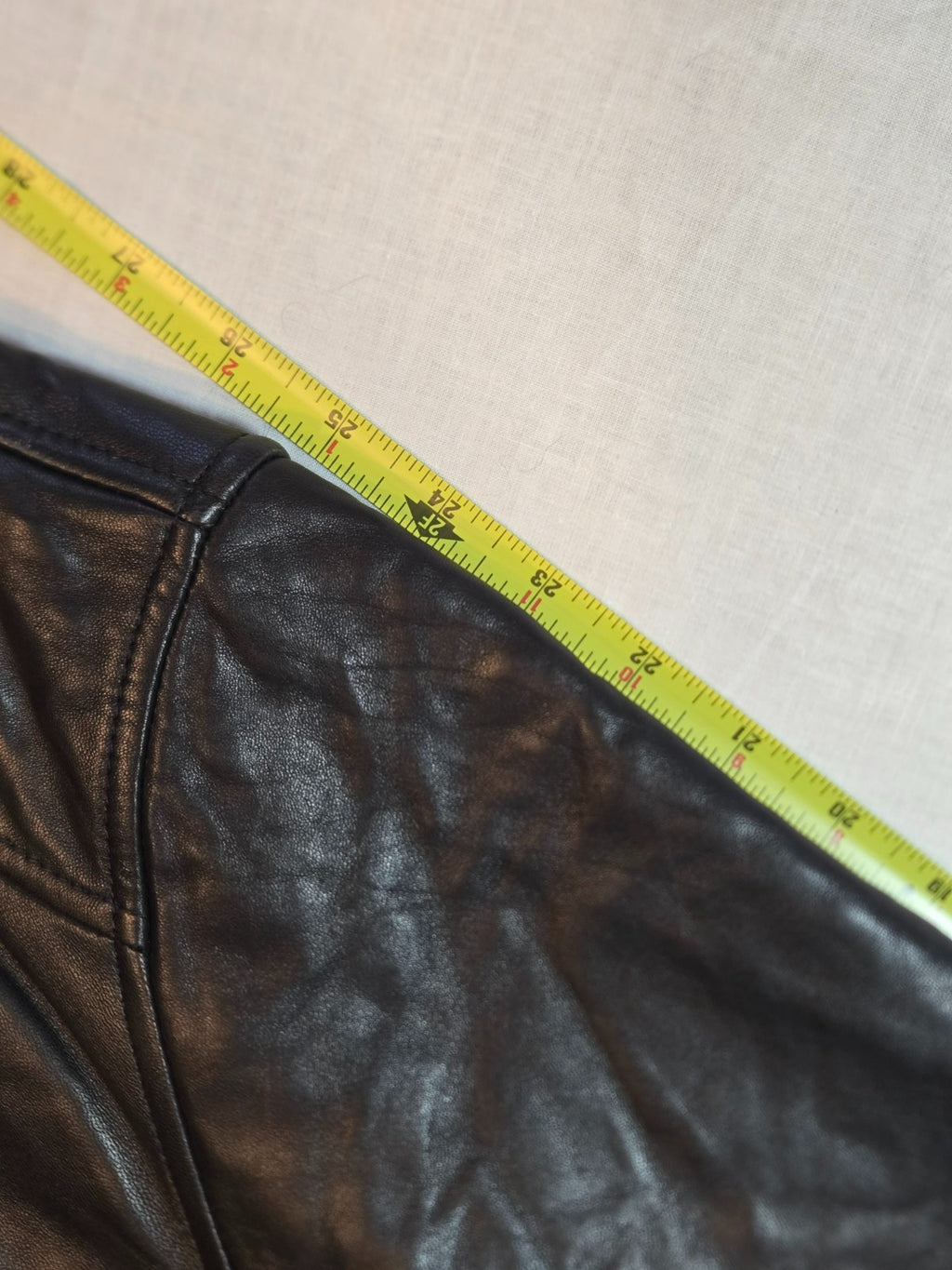 G-III Apparel Men's Leather Jacket Black Medium Y2K