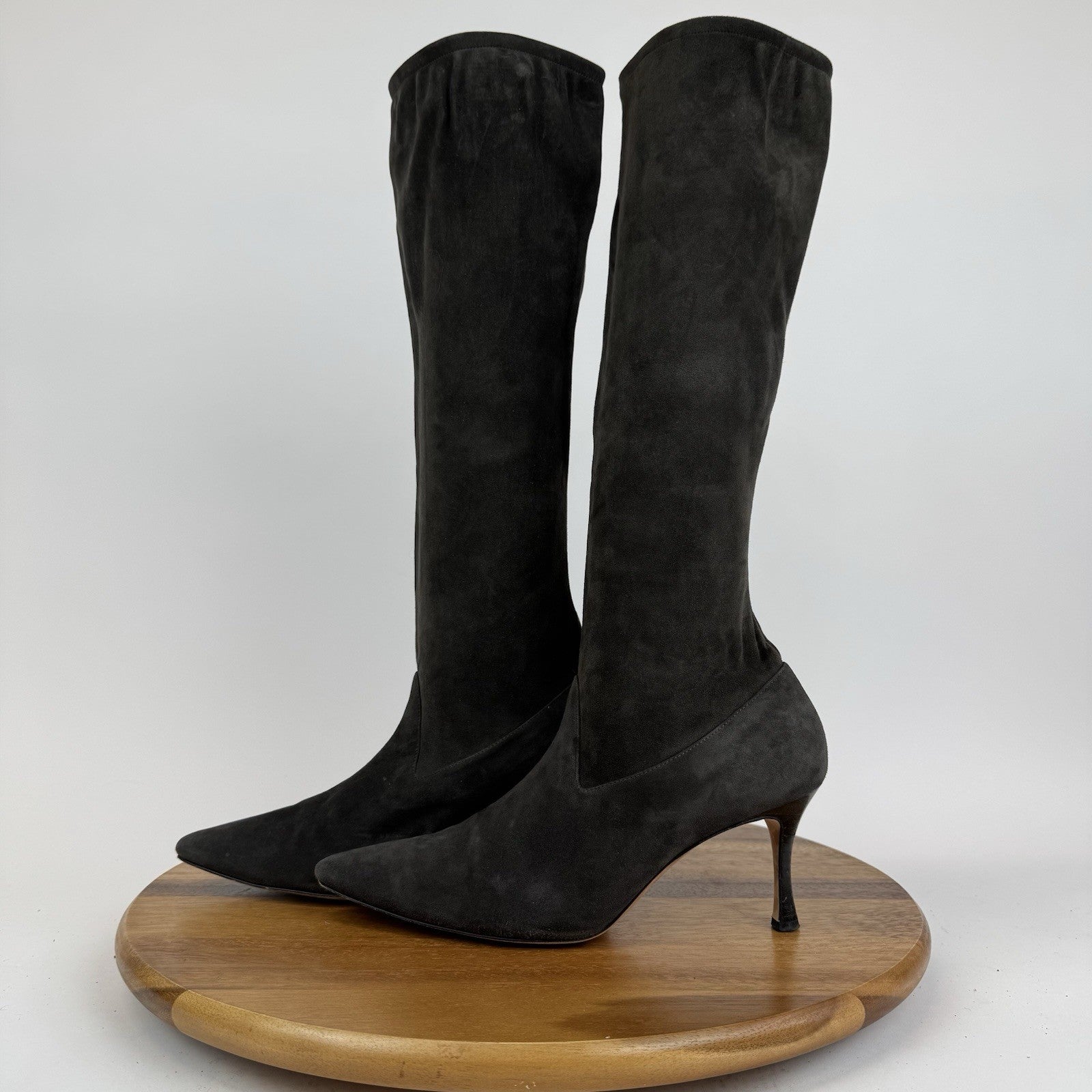 Womens Manolo Blahnik Pamfilo Stretch Gray Suede Pull On Stiletto Boots Size 40