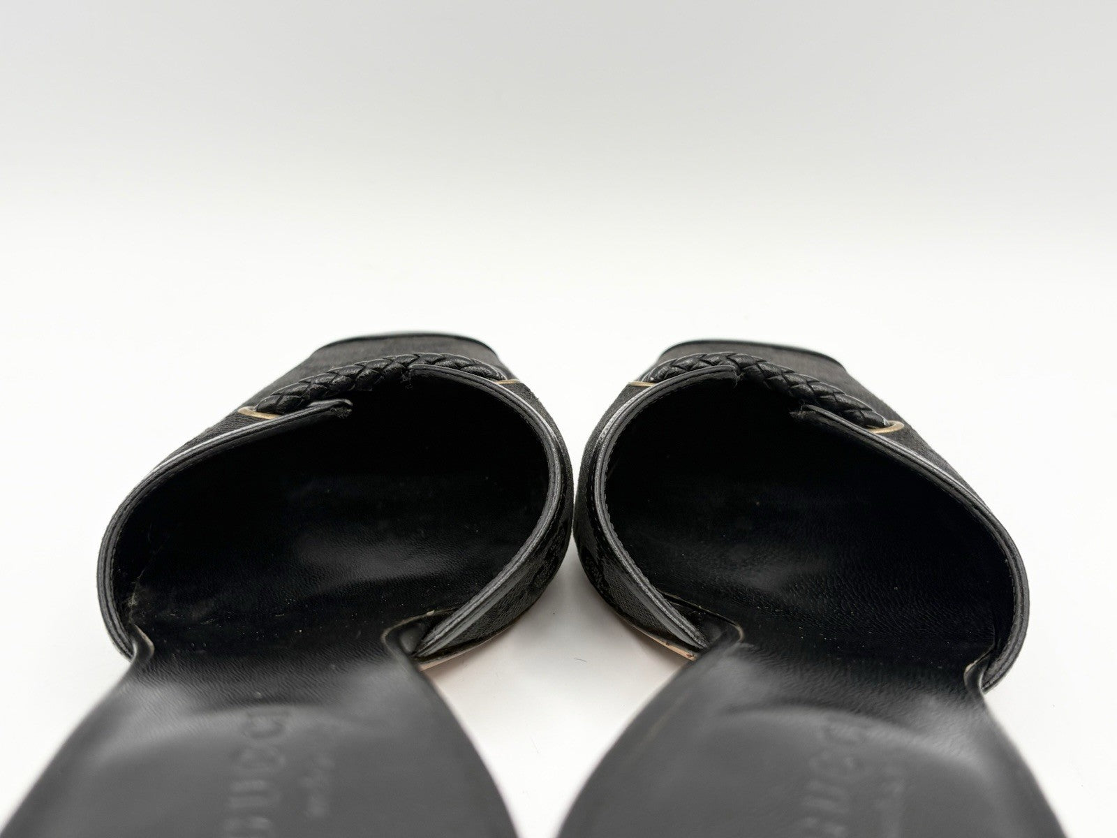 Gucci Black Canvas GG Monogram Kitten Heels with Braid Accent Size EU 35.5