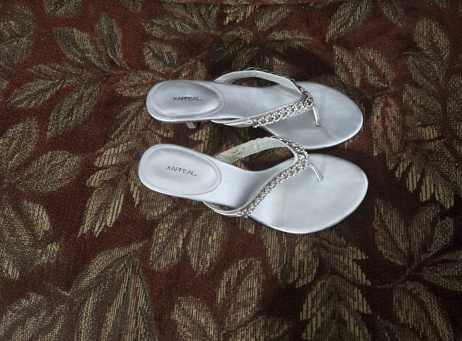 Vintage X-Appeal Zaza Metallic Silver Rhinestone Chain Kitten Heels