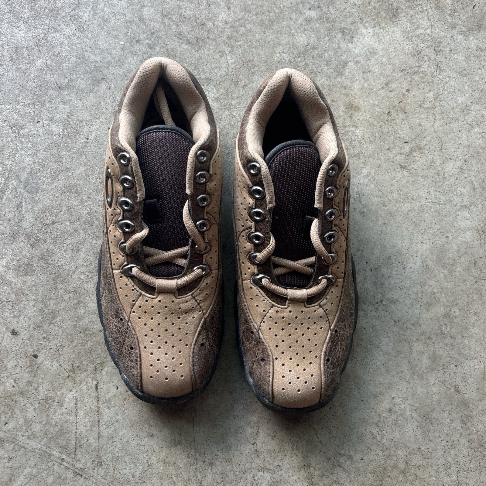 Oakley COIL OVER  Brown/Tan Sneakers Featuring a Leather Upper w/ Awesome Detail