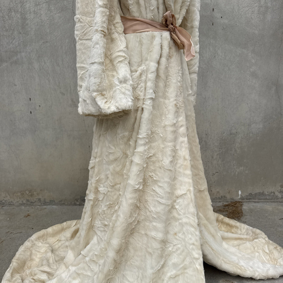 Vintage 1930s White Plush Teddy Bear Dressing Gown Ermie Art Deco Dress Coat