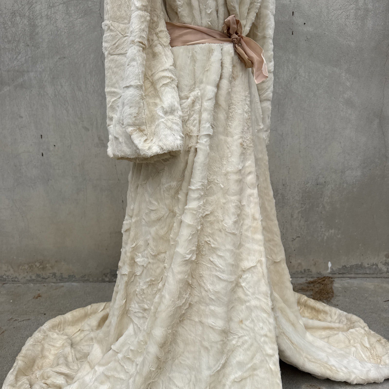 Vintage 1930s White Plush Teddy Bear Dressing Gown Ermie Art Deco Dress Coat