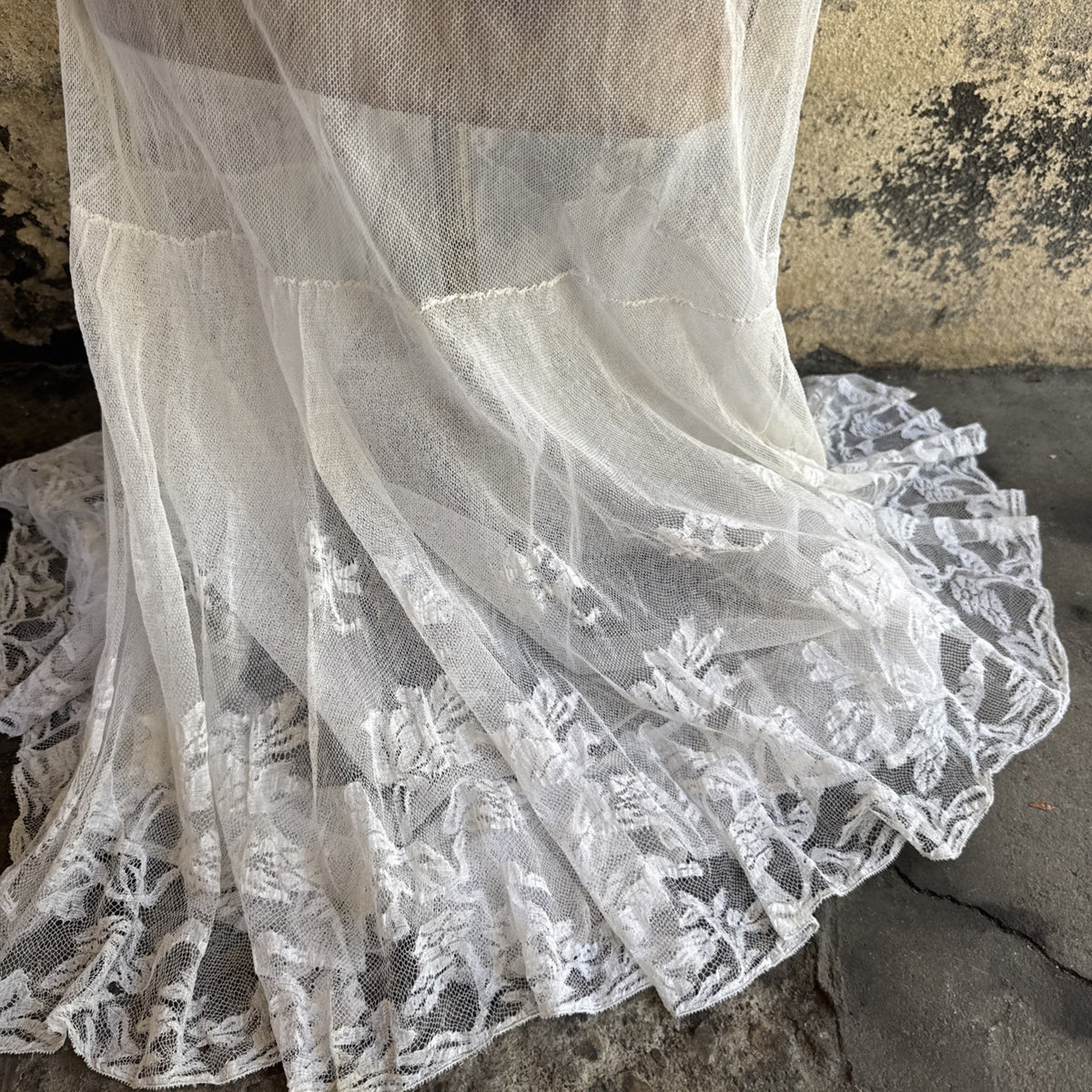 Antique Edwardian White Net Lace Dress Floral Lace Maxi Ruffle Bridal Vintage