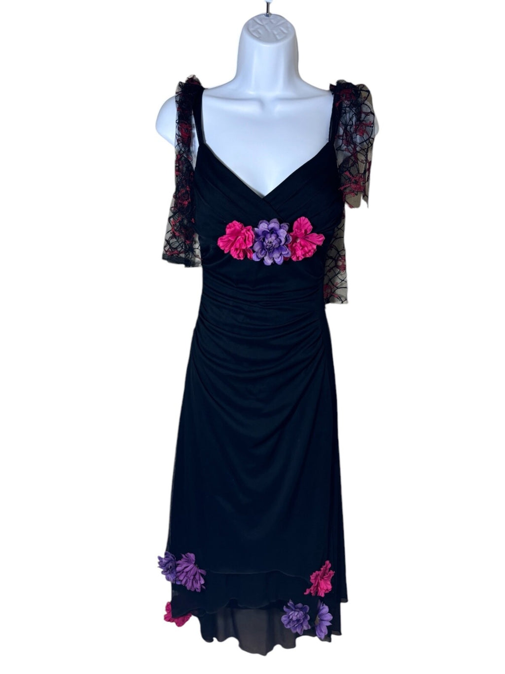 Vintage Floral Embellished Lace Dress