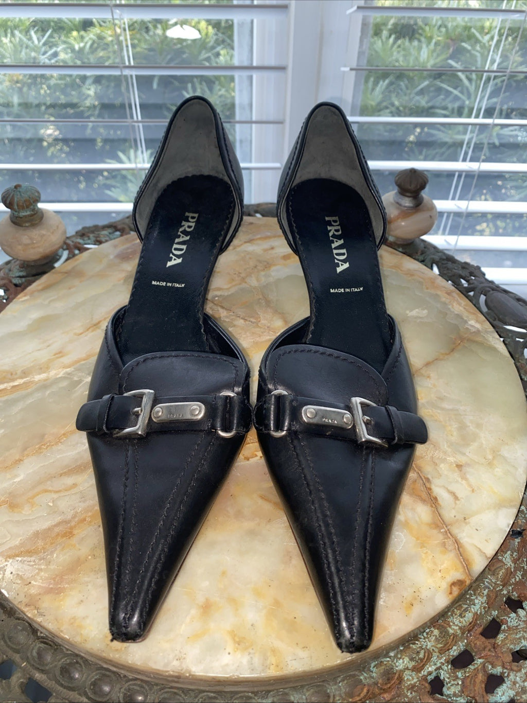 Vintage Prada Blk Leather Kitten Heel Pump W/ Pointed Toe & Silver Buckle Sz 36