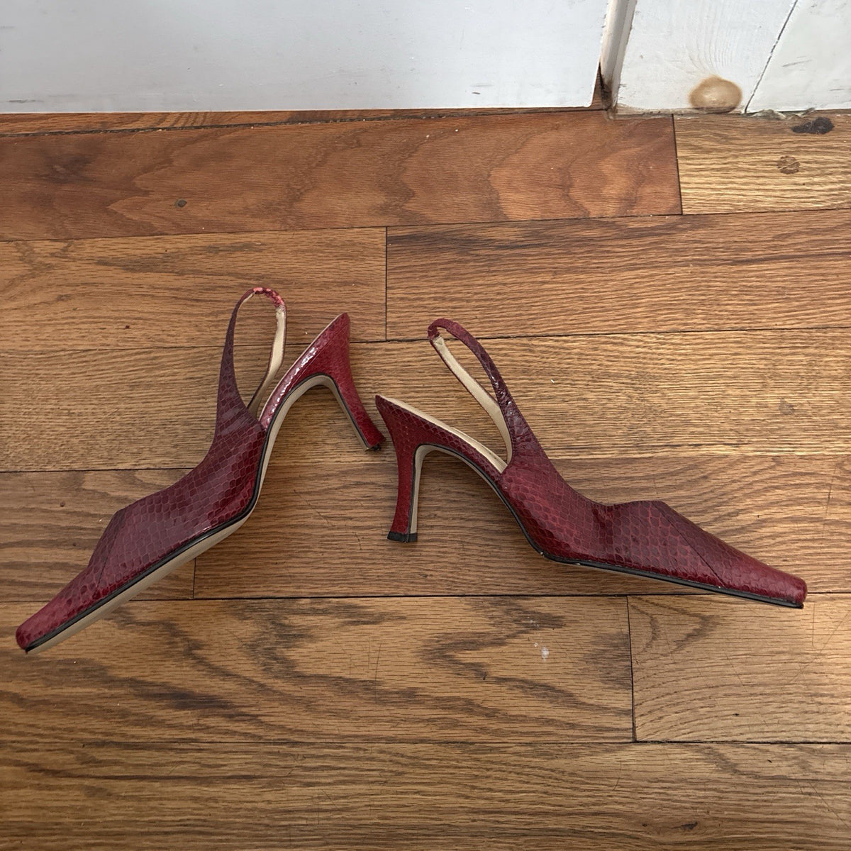 Vintage Snakeskin Kitten Heels
