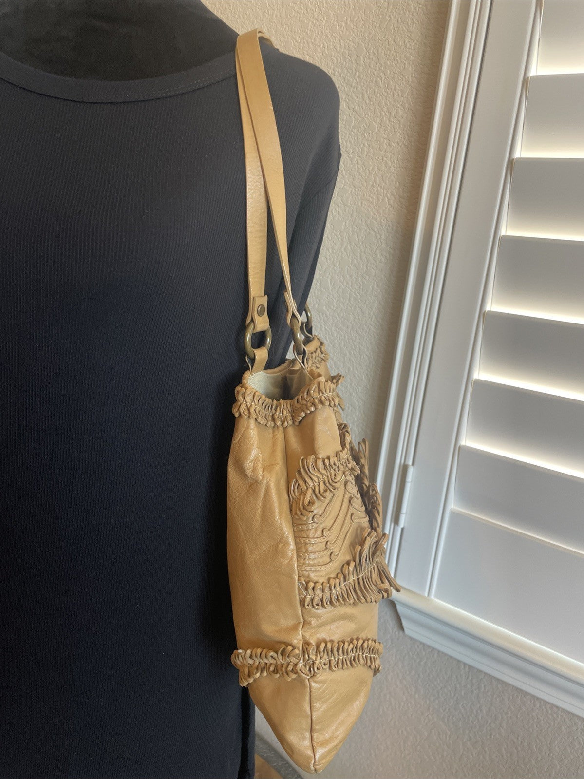 Nordstrom 1980s Shoulder Bag Fringe Camel Leather