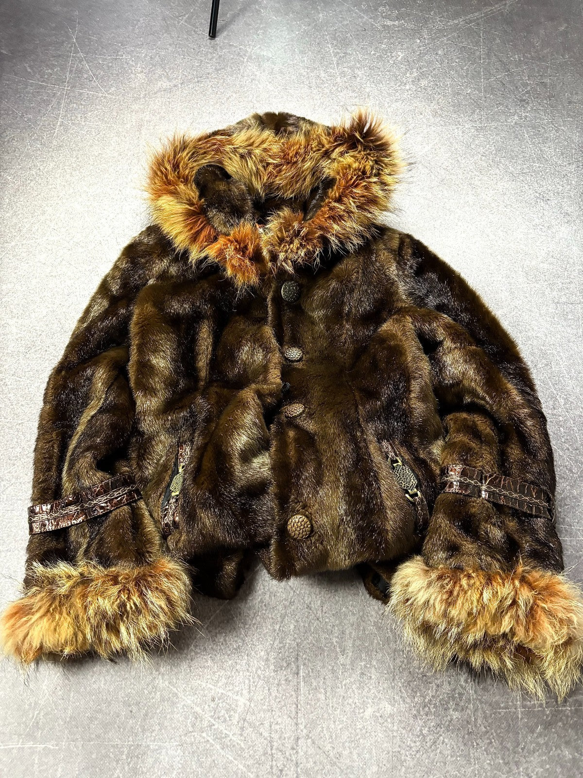 Vintage 90s-2000s JAPANESE JUNYA WATANABE STYLE  FAUX FUR  JACKET WOMENS CARTI