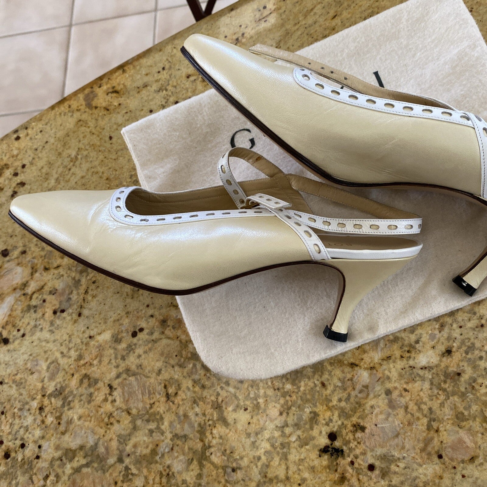 Ladies Vintage Bottega Veneta Sling Back Shoe 7